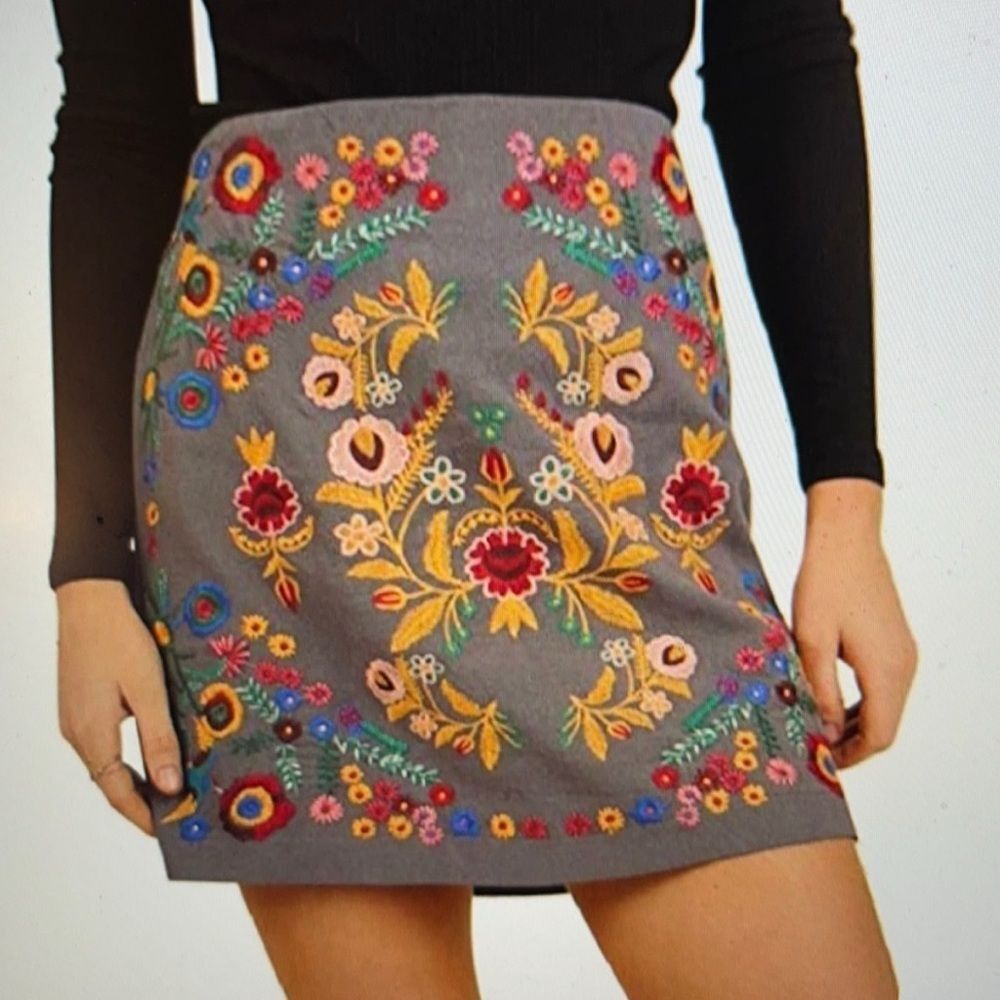 Umgee Gray Mini Skirt with Colorful Floral Embroidery